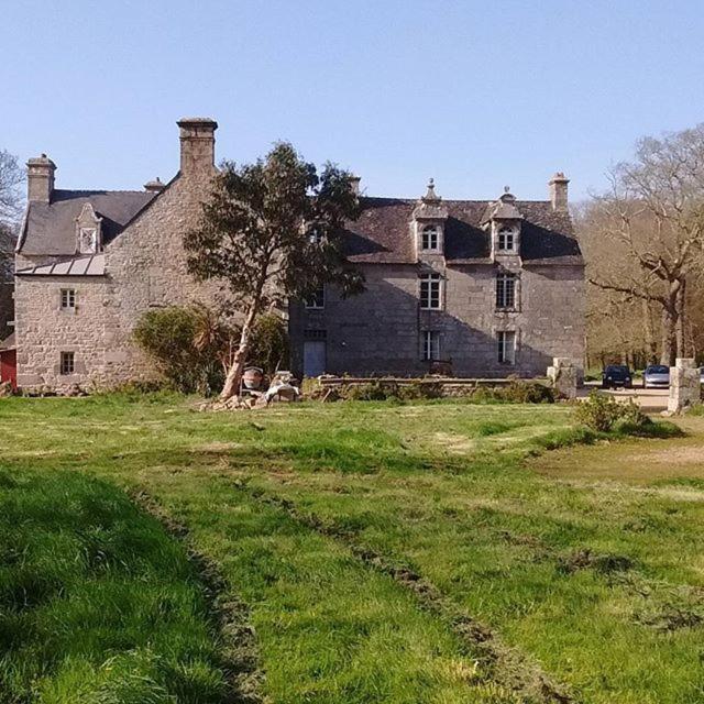 Les Cabanes De Kermenguy Cléder Exteriér fotografie
